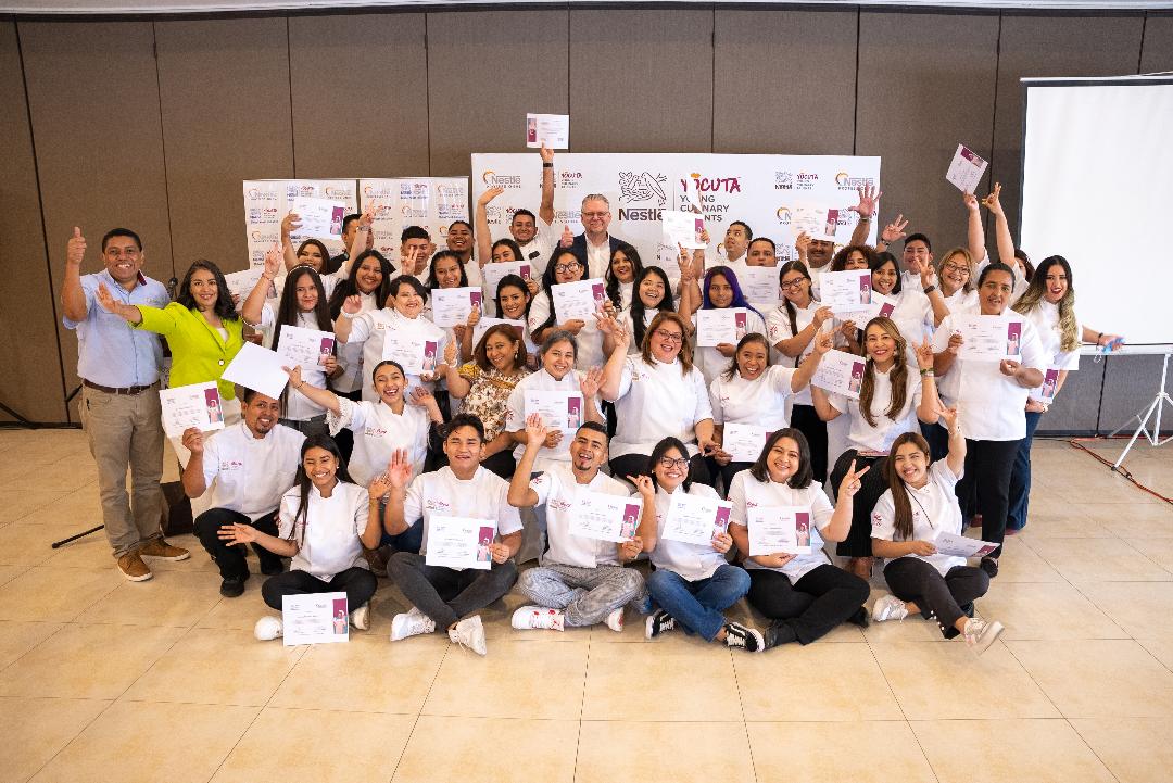Nestlé beneficia a jóvenes hondureños talentos culinarios
a través de su programa YOCUTA