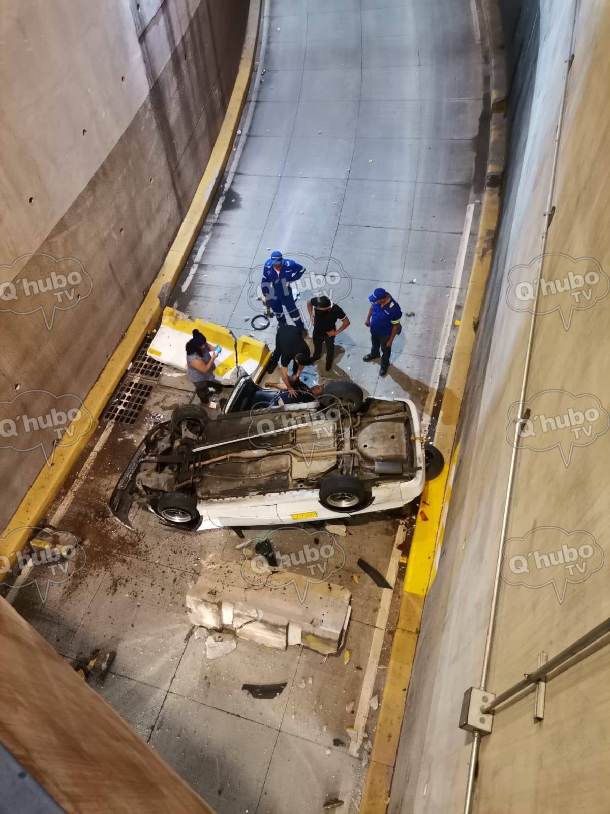 Taxista se salva de milagro tras estrepitosa caída