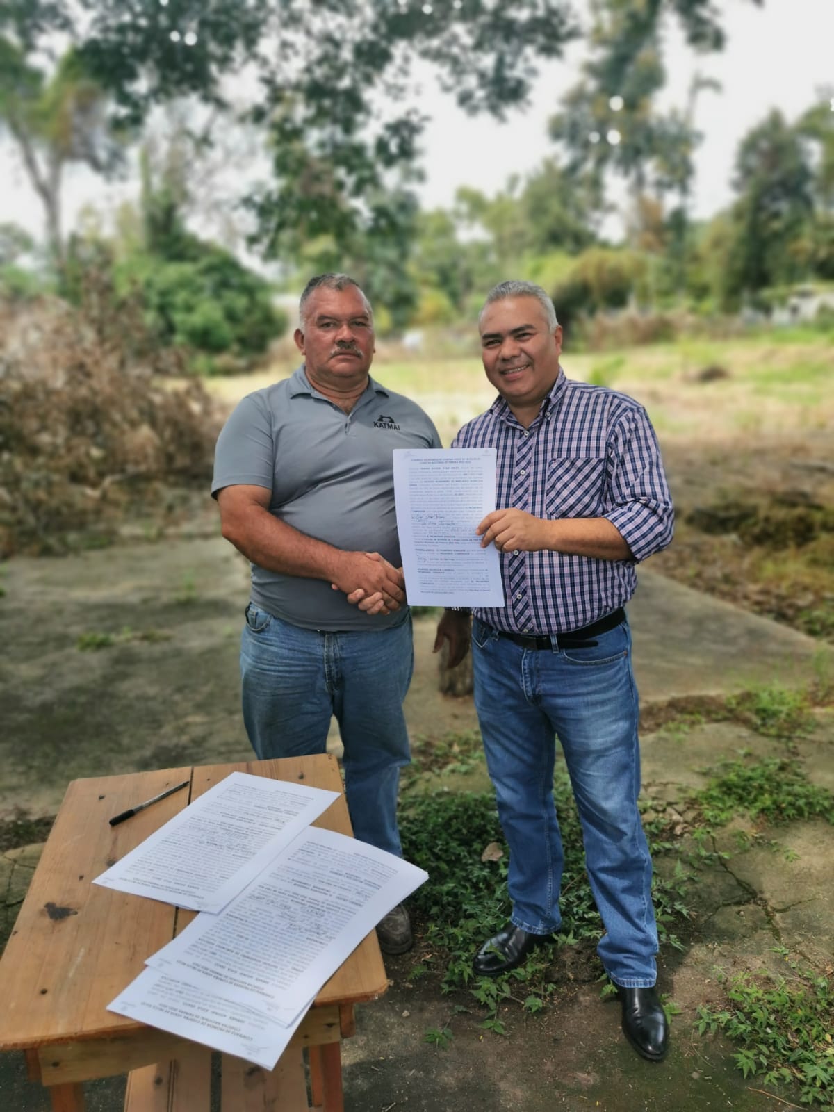 IHMA firma convenio con productores para garantizar granos básicos