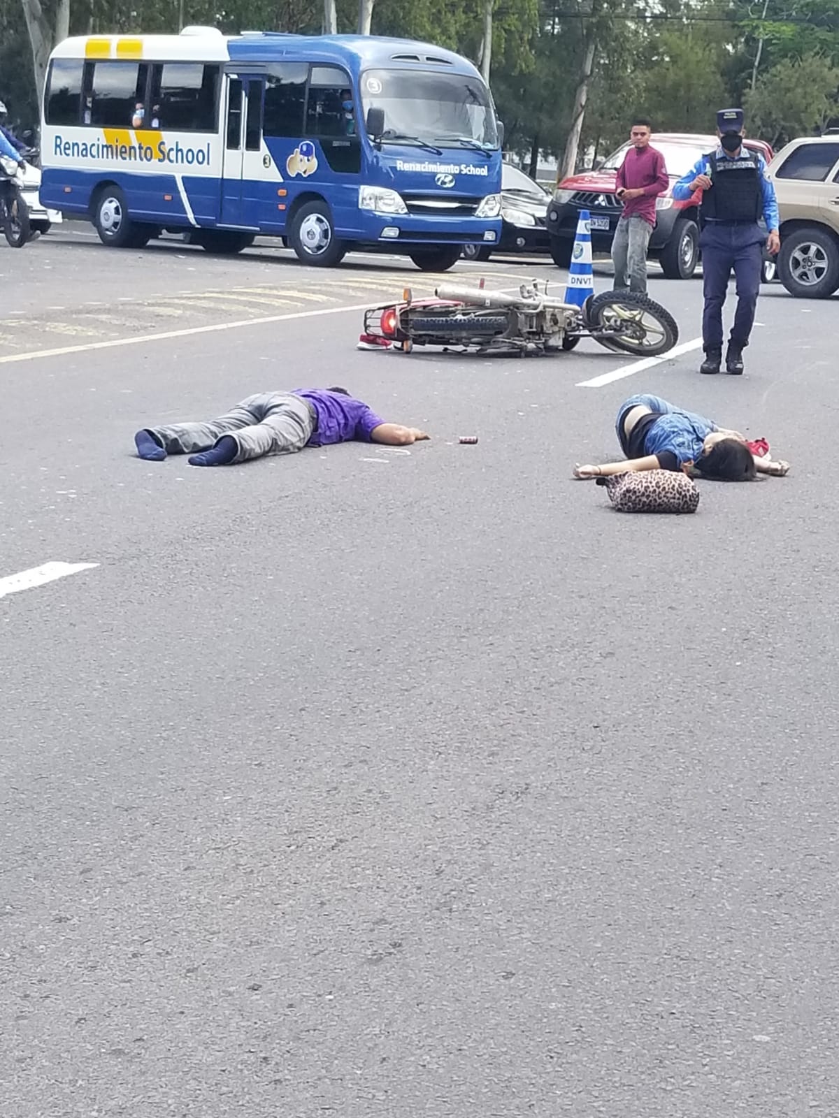 Dos heridos en accidente vial