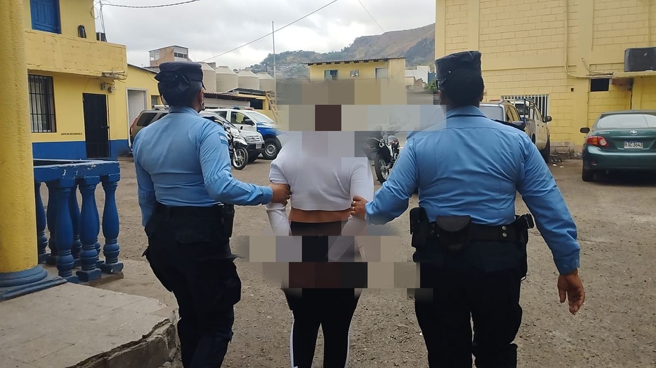 Capturan a quinceañera que golpeaba a su propia madre