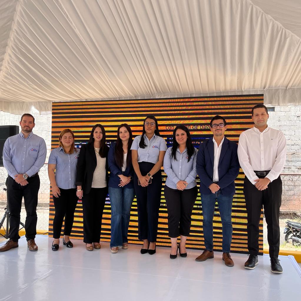 Usuarios de Tigo Money podrán realizar compras en más de 200 sucursales de Farmacia Simán a nivel nacional