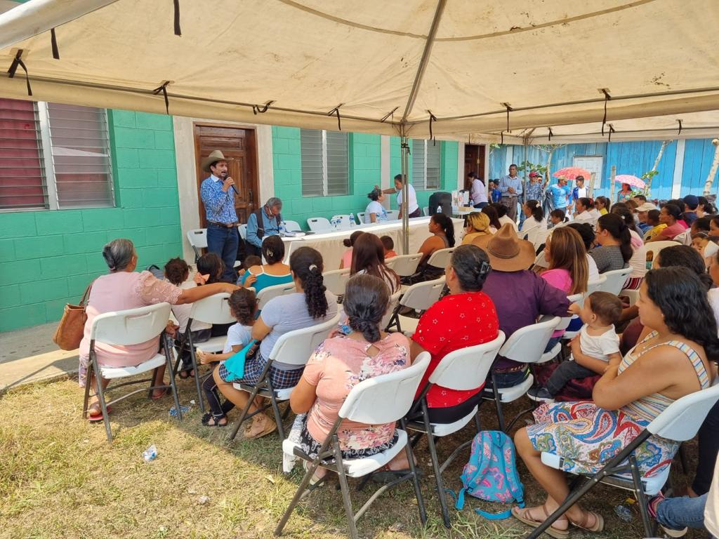 Julio César Hernández, líder campesino y defensor de derechos humanos de Tocoa que sueña con el desarrollo de sus comunidades