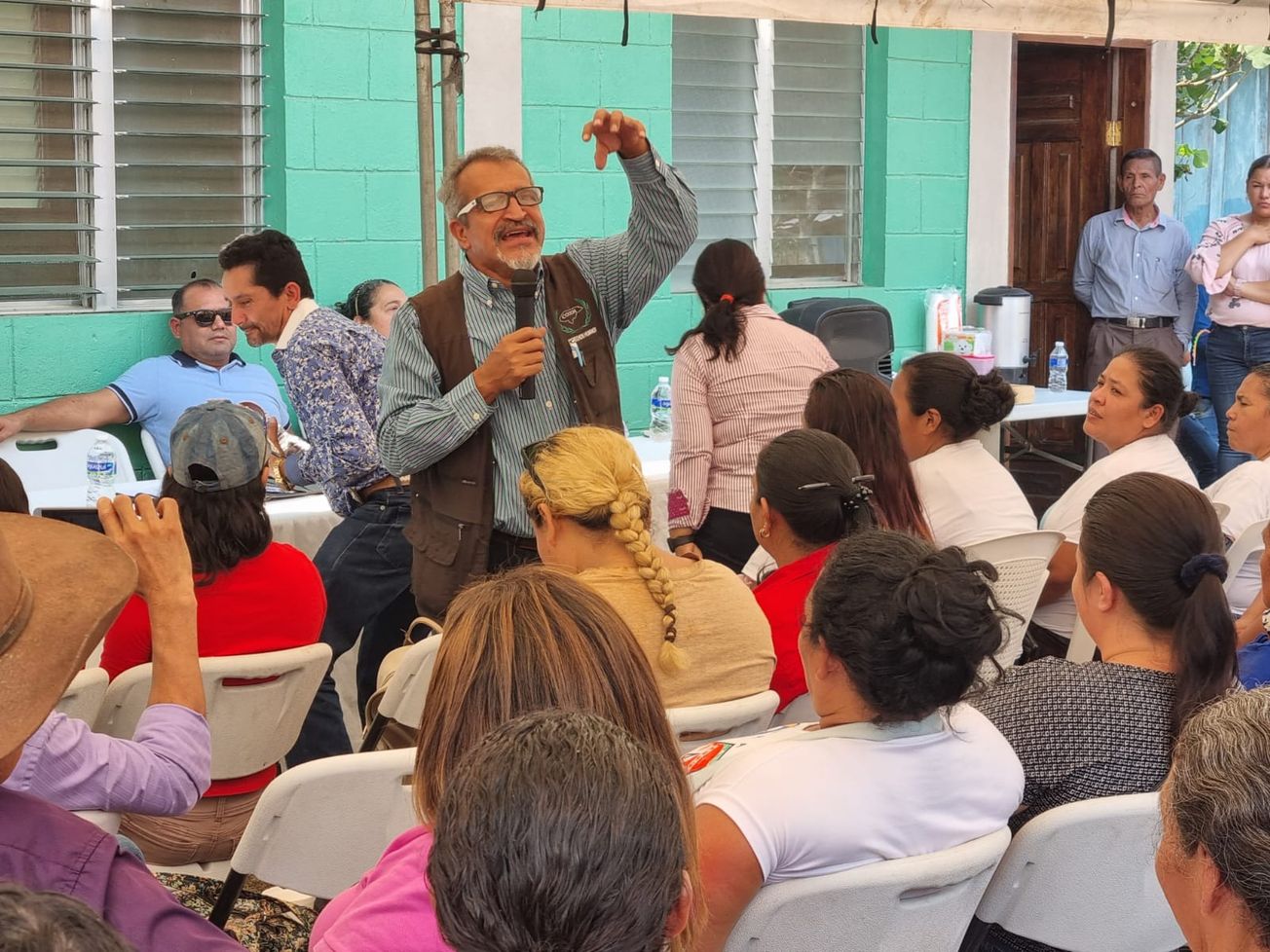 Codeh visita comunidades mineras de Tocoa y se solidariza por muertes violentas contra sus habitantes