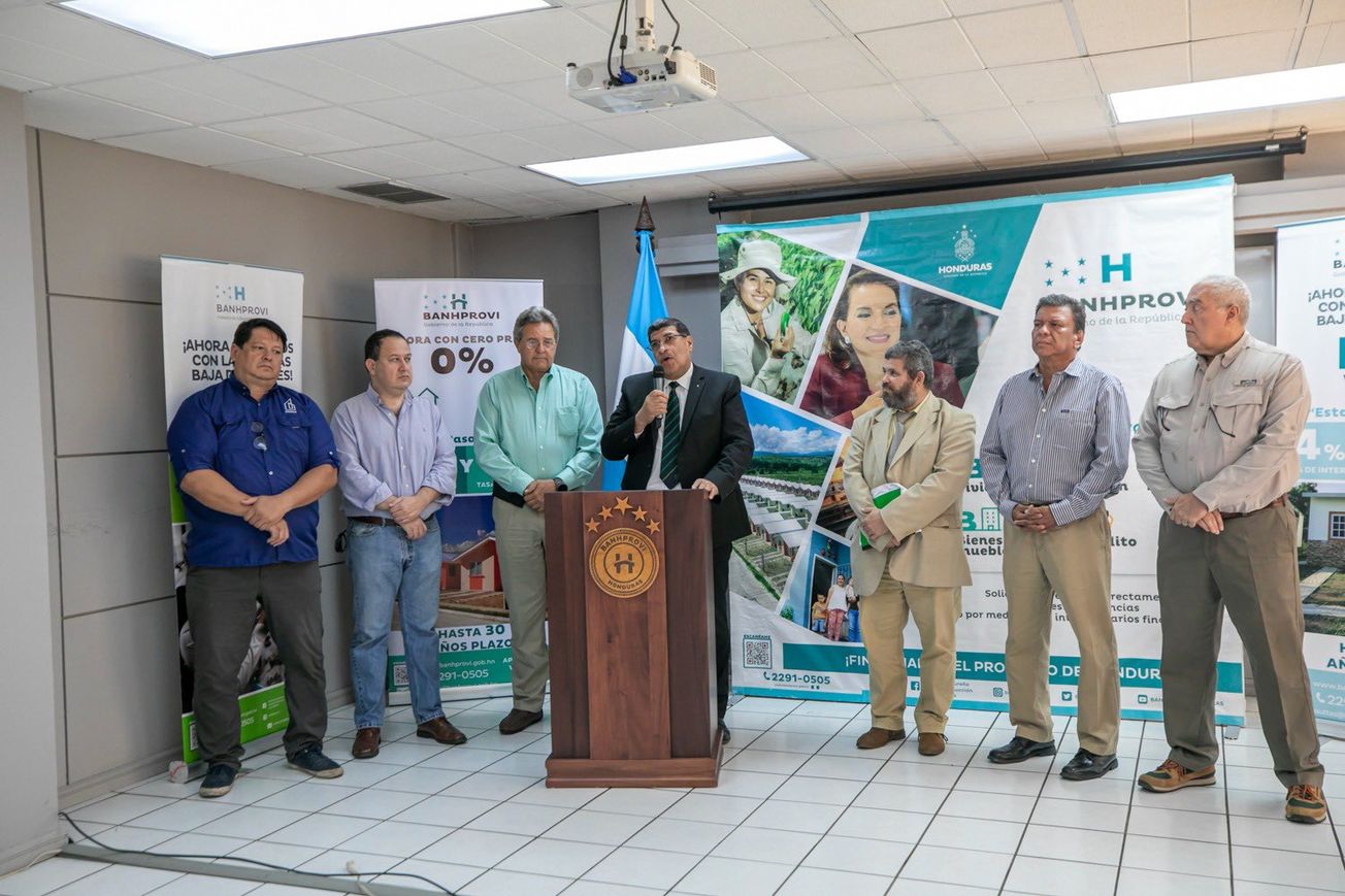 BANHPROVI reduce tasas de interés para vivienda y producción