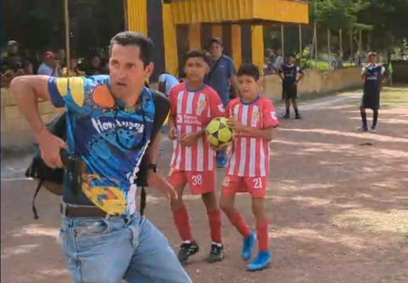 Amenazan a muerte a árbitro tras desarrollarse un torneo en la capital hondureña (VIDEO)