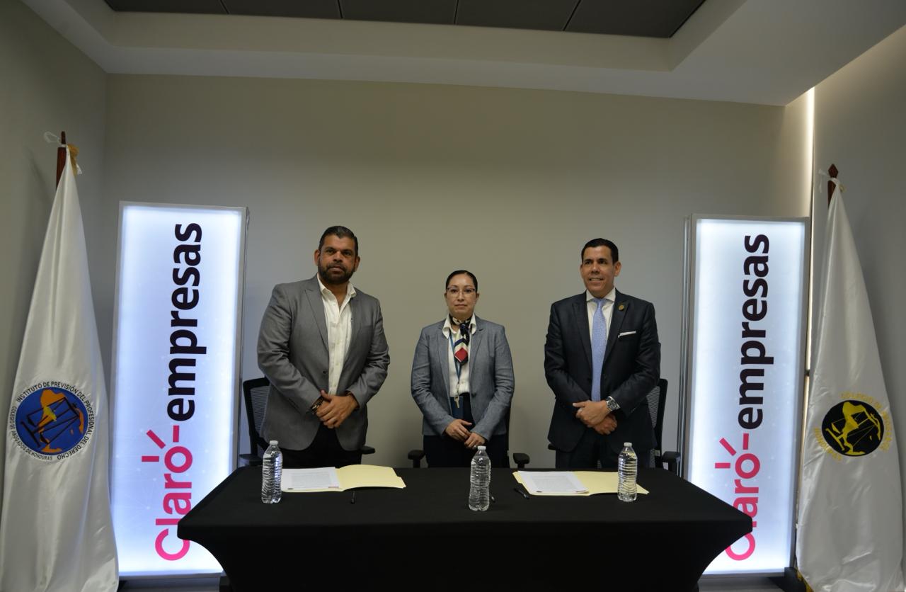 CLARO Honduras y el Instituto de Previsión Social del Profesional del Derecho unen esfuerzos para beneficiar a sus afiliados