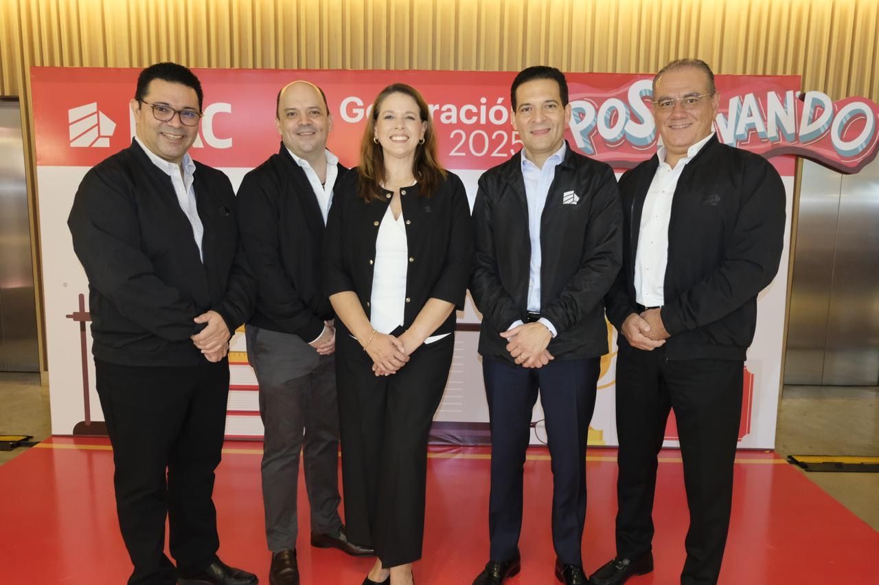 BAC reconoce la excelencia académica de hijos de colaboradores a través de su programa:  Apoyo a la Excelencia