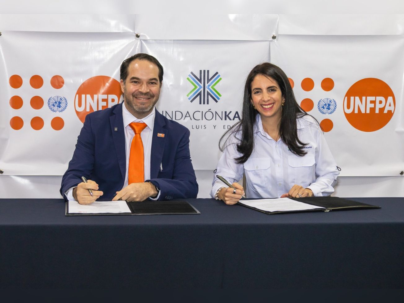 Fundación Kafie y el UNFPA firman convenio para unir esfuerzos y apoyar a las madres hondureñas
