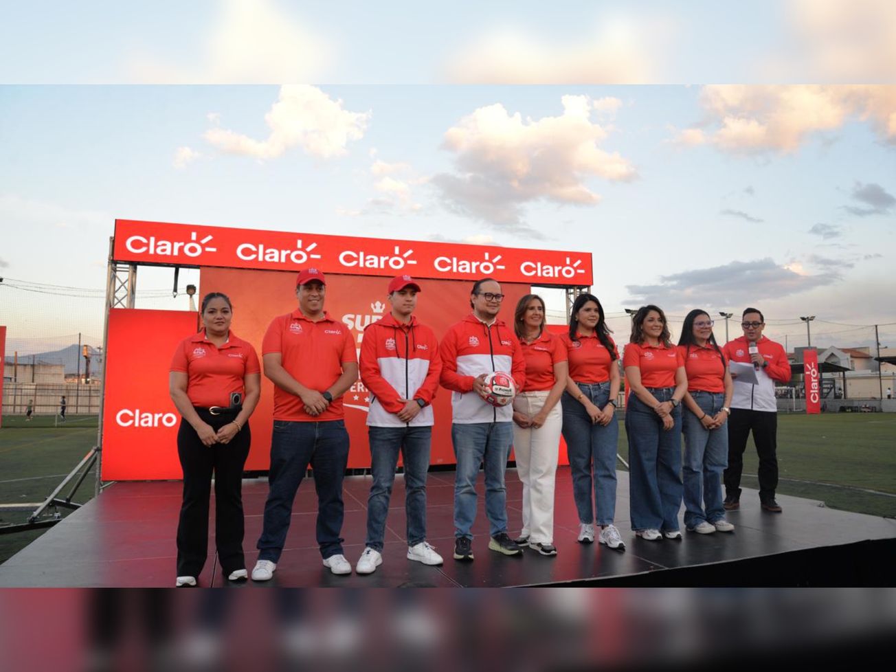 Super Liga Claro inaugura una nueva edición reafirmando su compromiso con el talento y los sueños de la niñez hondureña