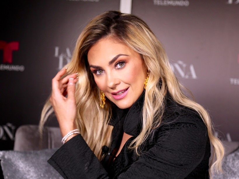 Aracely Arámbula confirma su nueva relación.