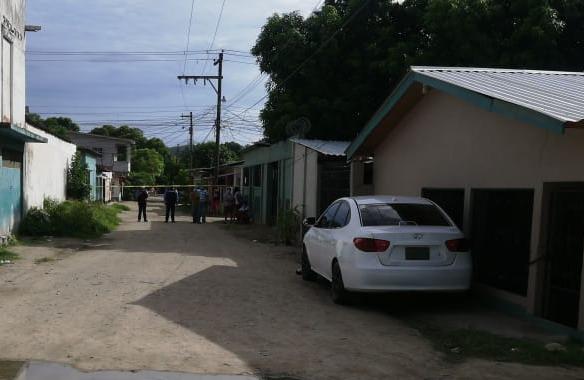 Asesinan a un taxista en la Rivera Hernández.