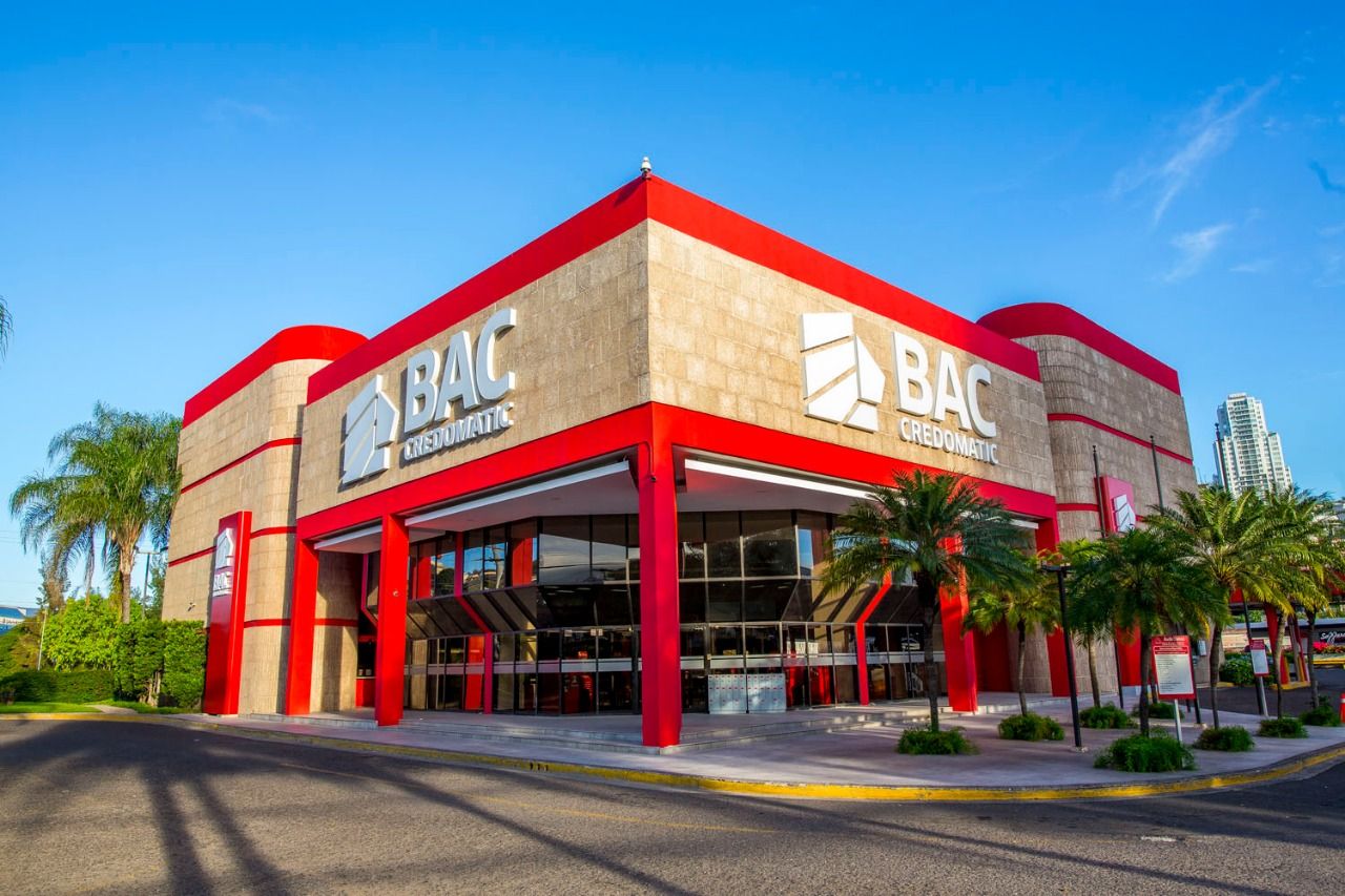 BAC Credomatic destaca como Mejor Banco de Centroamérica y el Caribe