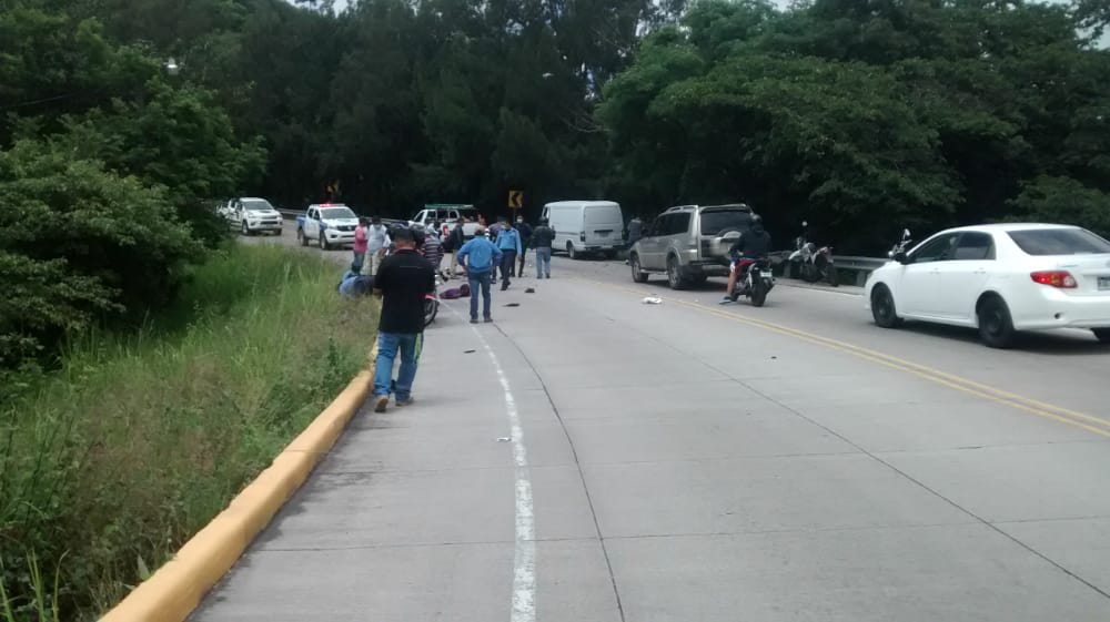Muere motociclista en accidente de tránsito.