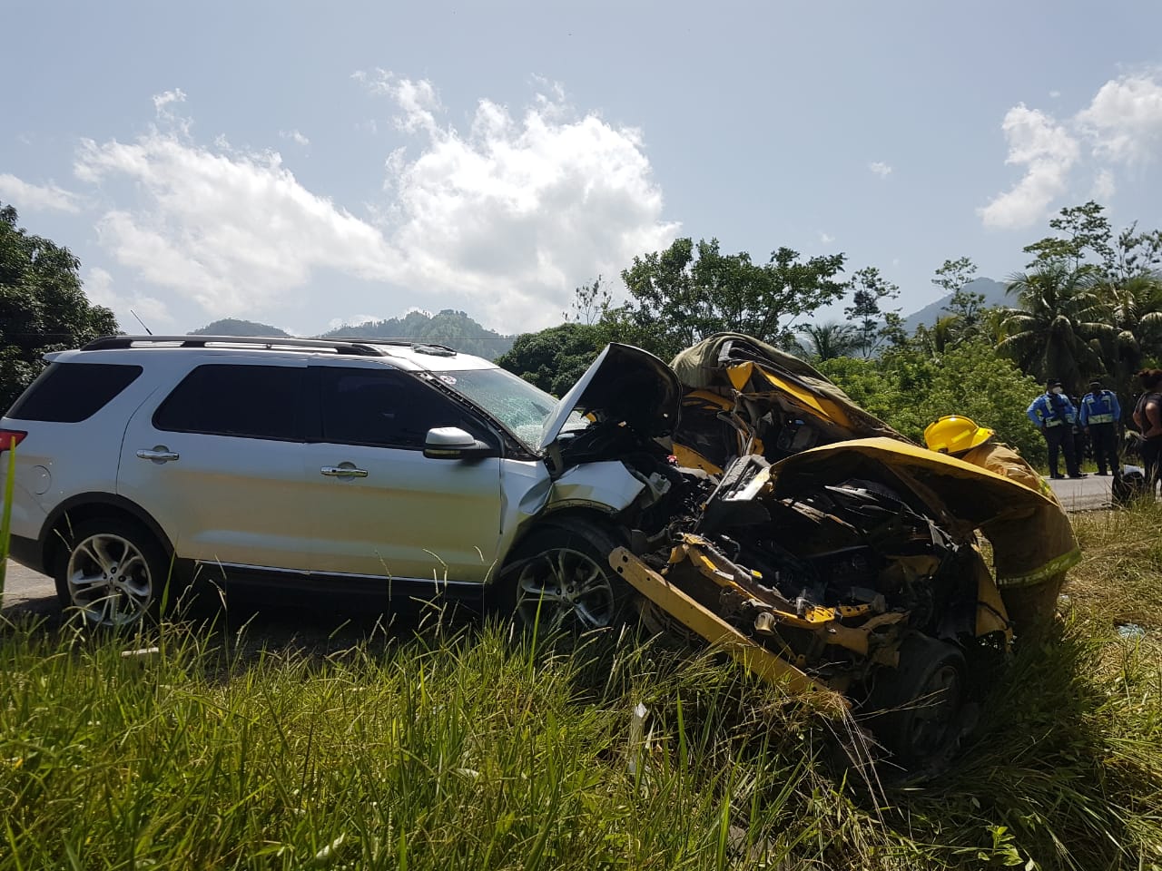 Falta accidente de tránsito deja 5 muertos y 4 heridos en Atlántida