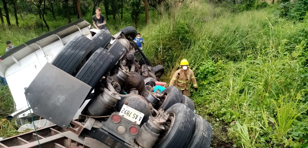 Aparatoso accidente de tránsito en la zona occidental de Honduras.