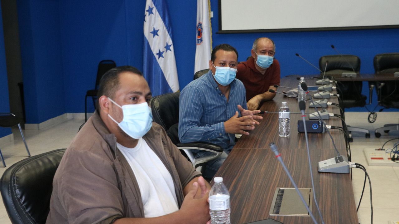 Petición de propietarios de bares debe pasar por análisis epidemiológico para pilotaje