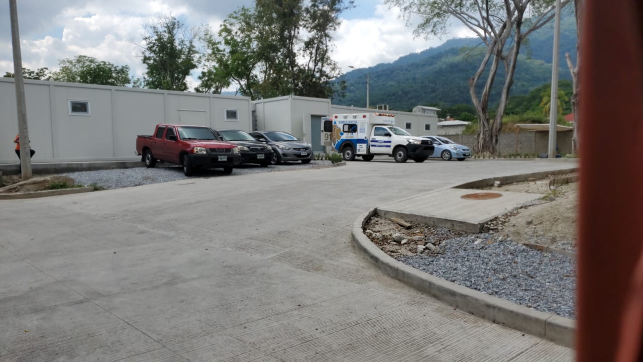 Inicia operaciones el Hospital Móvil de San Pedro Sula.