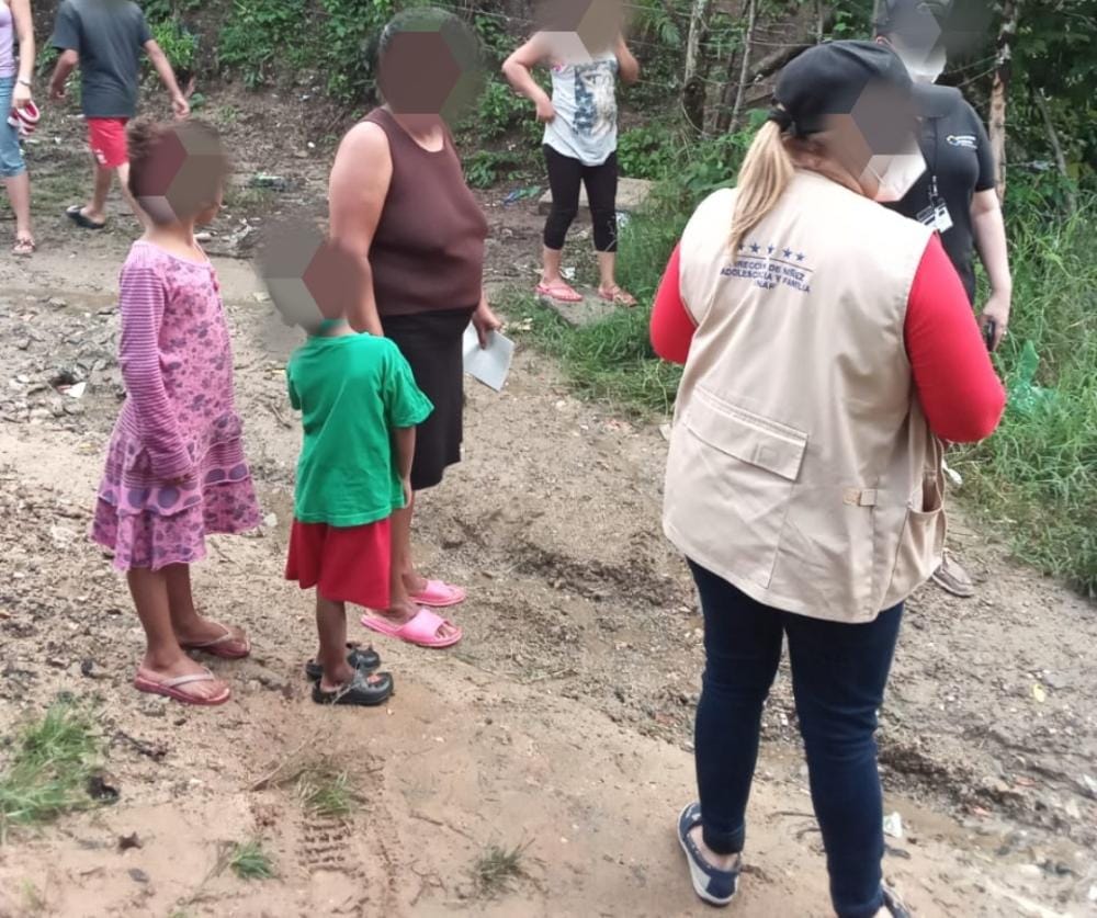 Policía rescata a menores por vulnerabilidad de derecho y supuesto abuso sexual