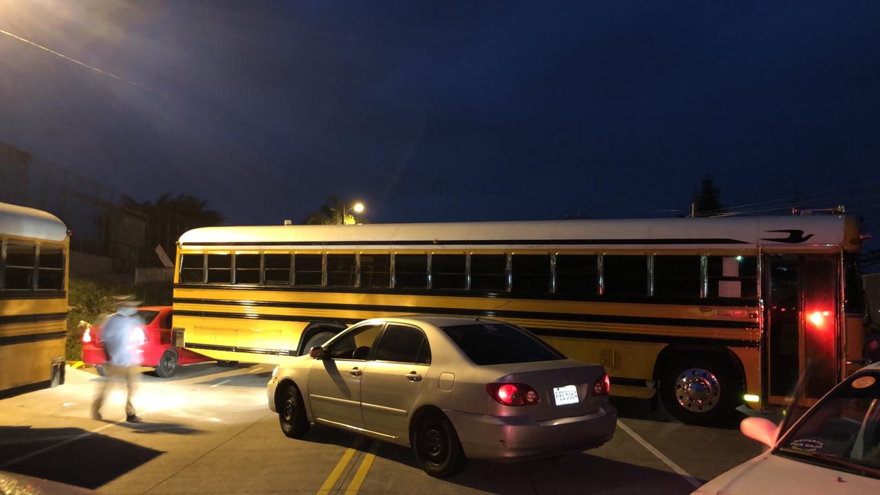 Transportistas protestan en la carretera al sur.
