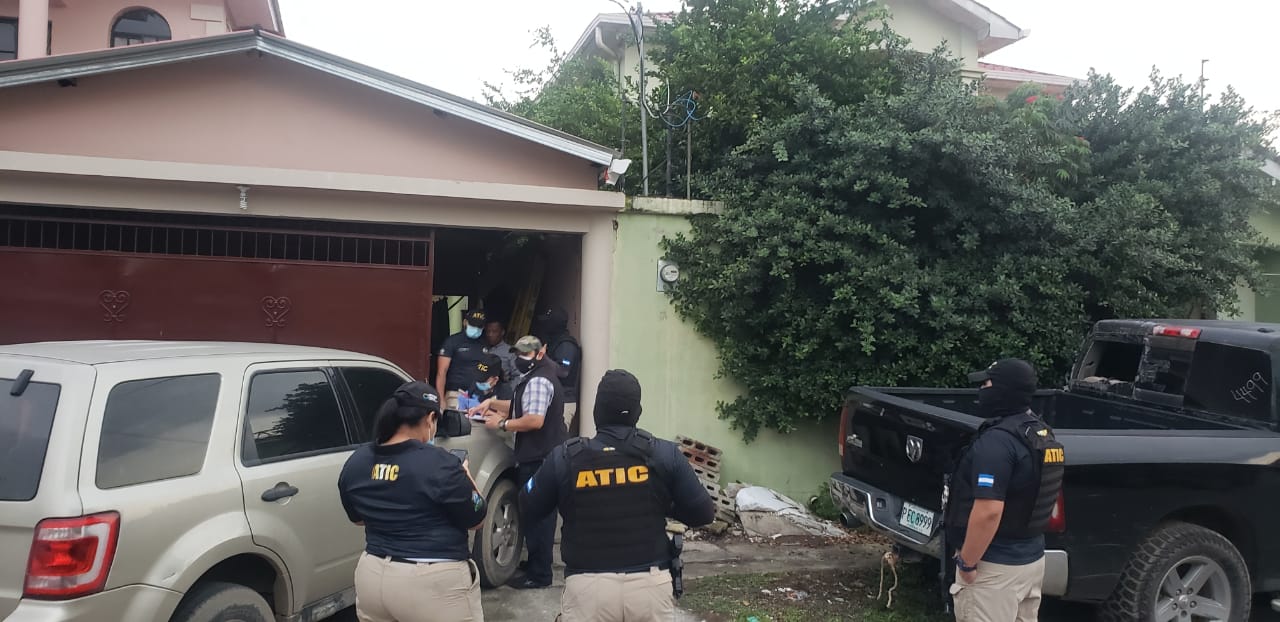 Capturan a pastor evangélico por delitos sexuales.