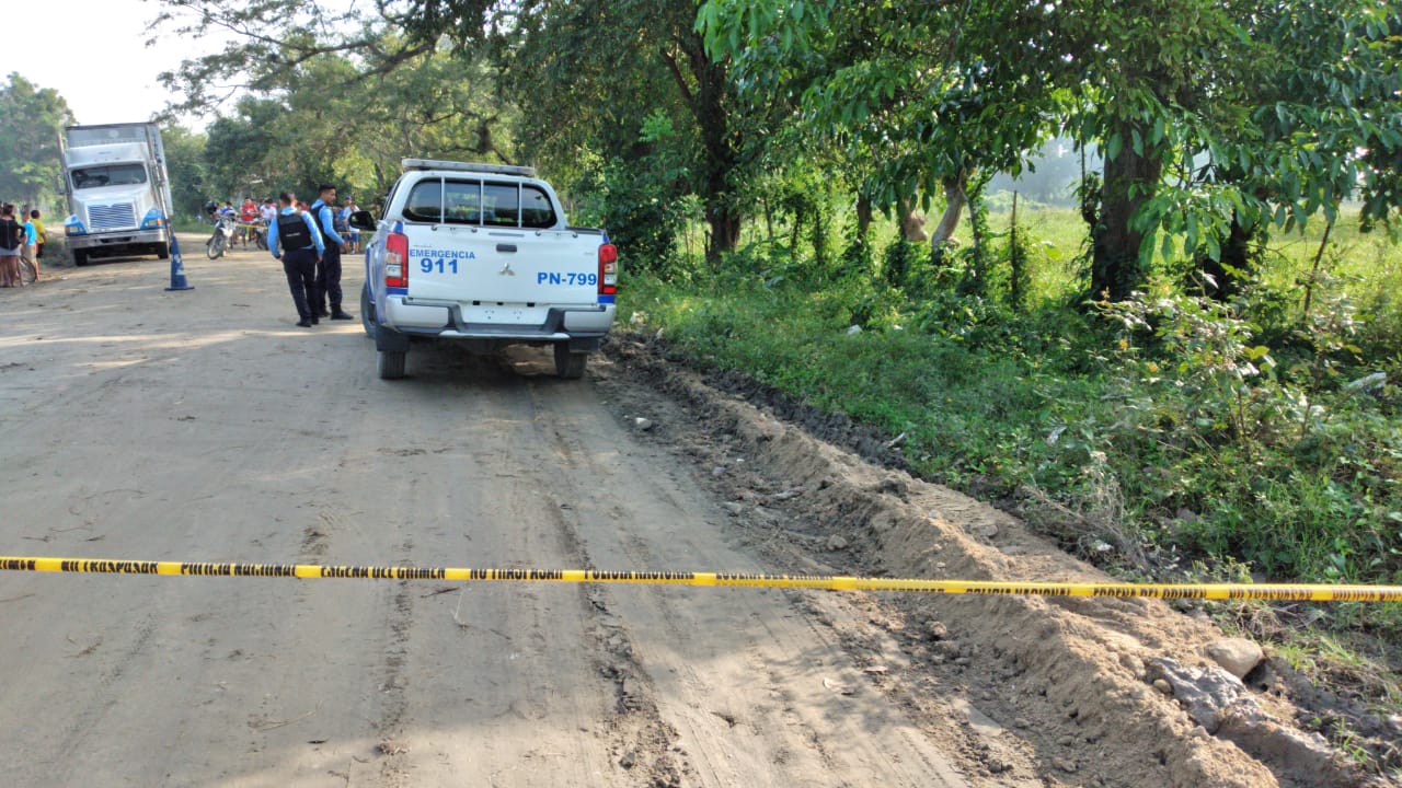 Embolsados encuentra a una pareja.