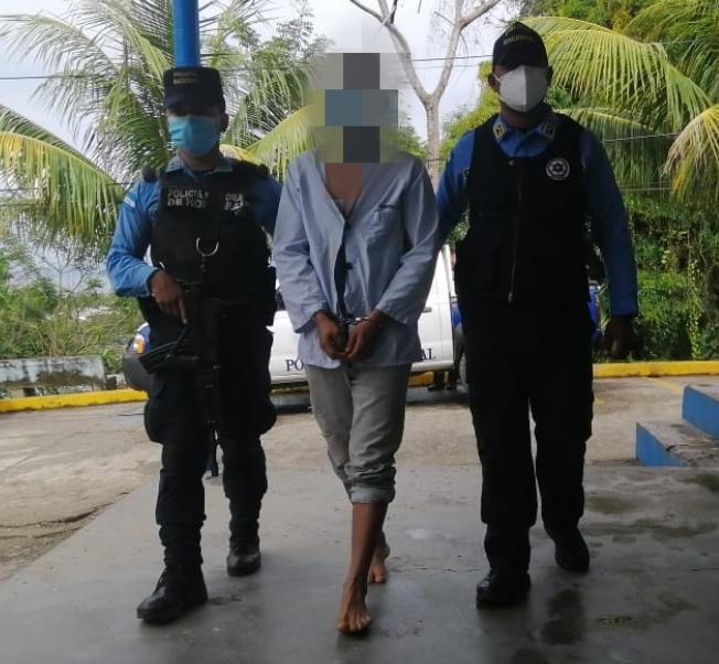 ¡Lo mató y lo enterró!