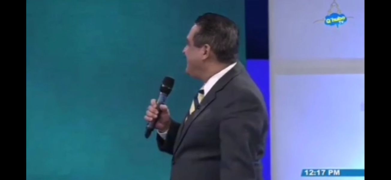 VÍDEO: German Henry Del Cid interpretó uno de los grandes éxitos de Armando Manzanero.