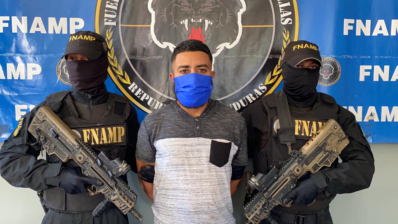 FNAMP detiene a supuesto pandillero de la 18 en la zona norte