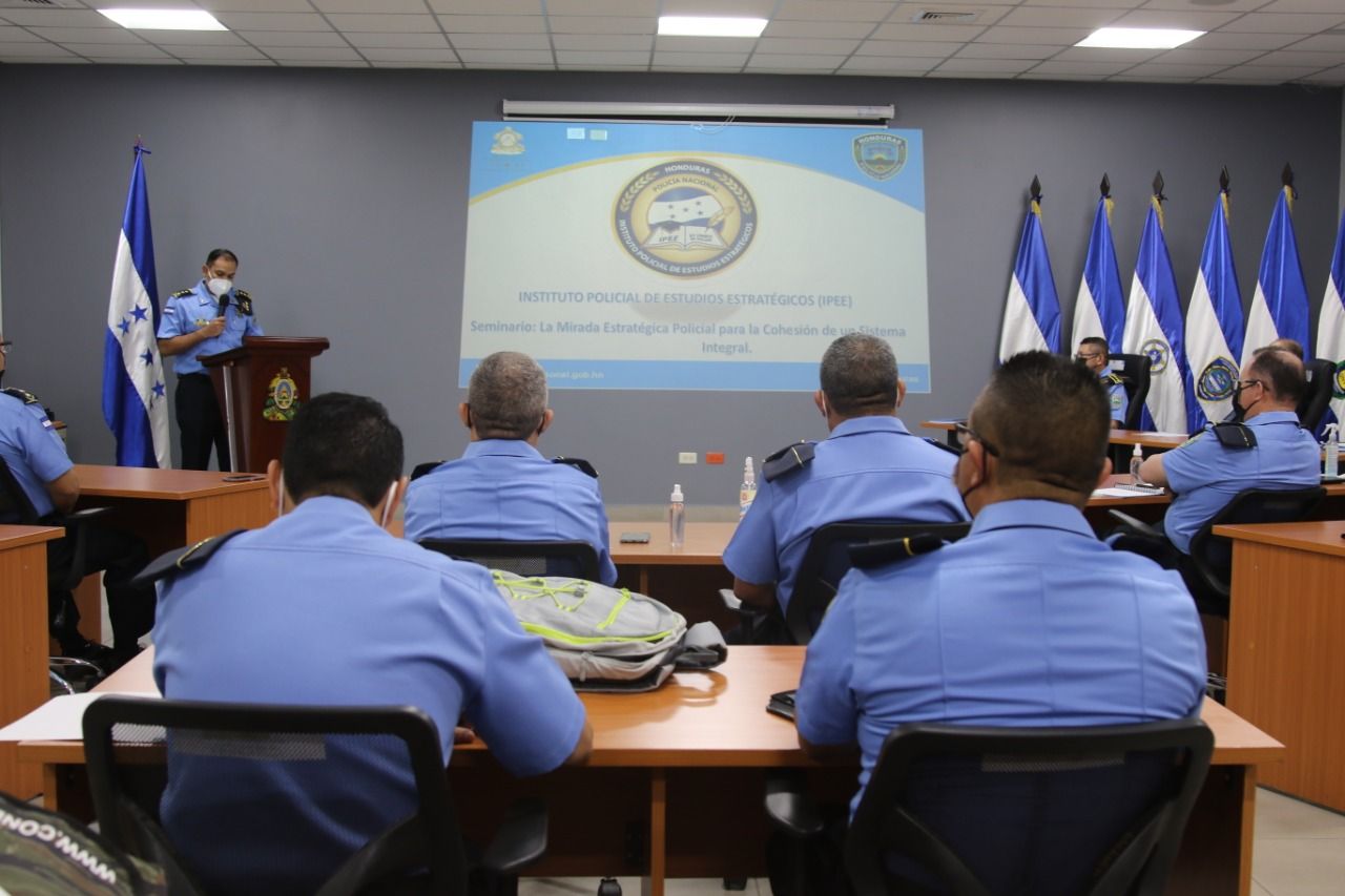 Policía Nacional: Con éxito termina seminario estratégico