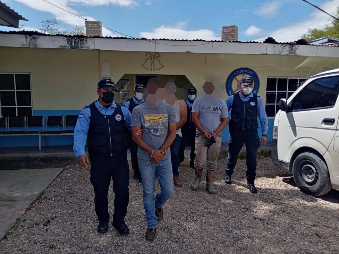 ¡“SINVERGÜENZAS” AL MAMO POR FINGIR SECUESTRO!