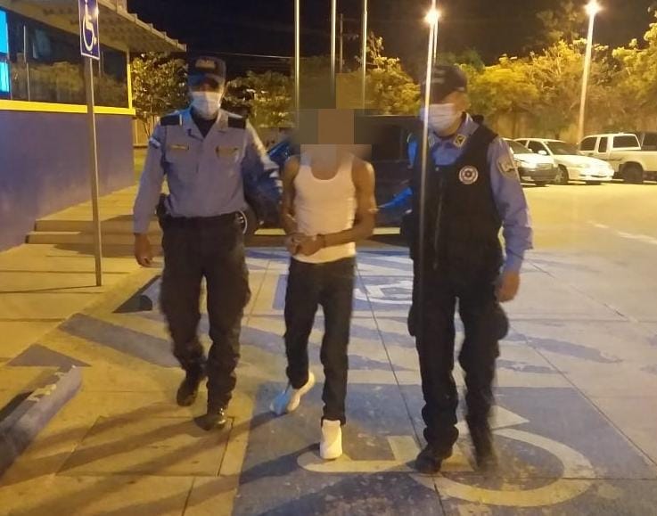 SUJETO ES DETENIDO ACUSADO DE VIOLACIÓN ESPECIAL EN PERJUICIO DE UNA NIÑA DE 13 AÑOS