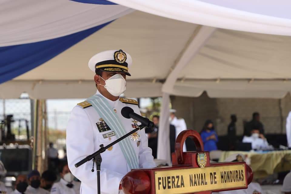 Armada de Colombia confiere Medalla “Orden al Mérito Naval, Almirante Padilla” al comandante de la Fuerza Naval de Honduras