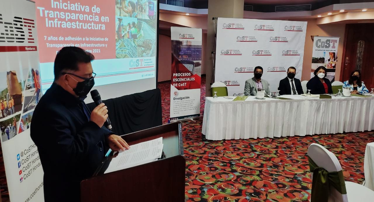 UNAH y CoST Honduras ofrecen 200 becas a jóvenes, mujeres, indígenas y periodistas