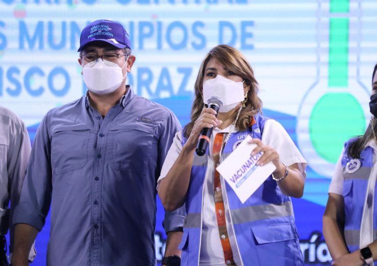 Hondureños estarían inmunizados en diciembre de 2021