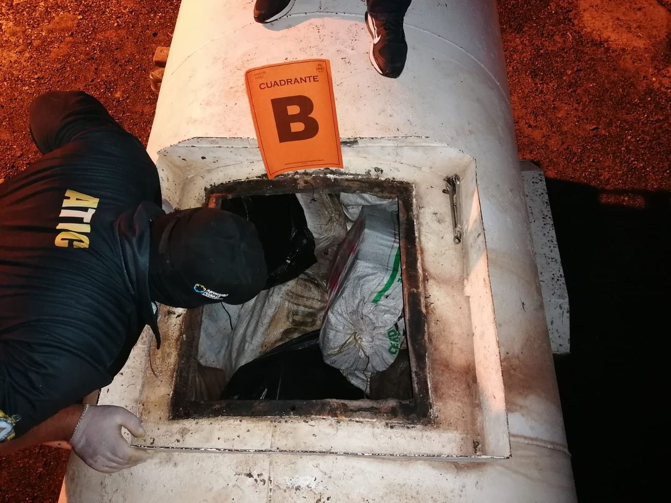 Roatán: Al menos 2 kilos de supuesta cocaína fueron decomisadas