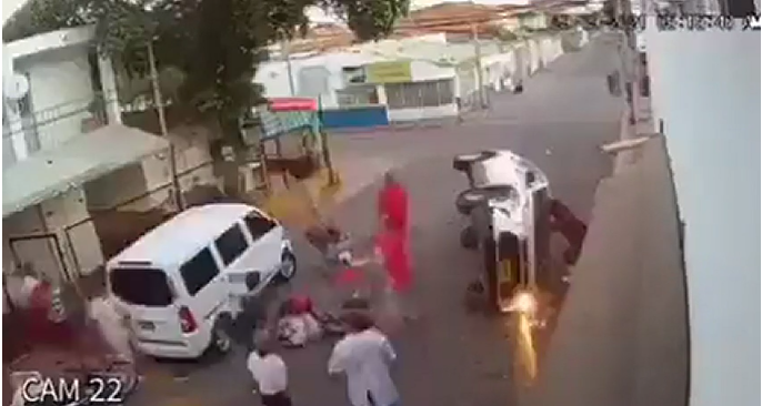 Sacerdote borracho atropella a una persona