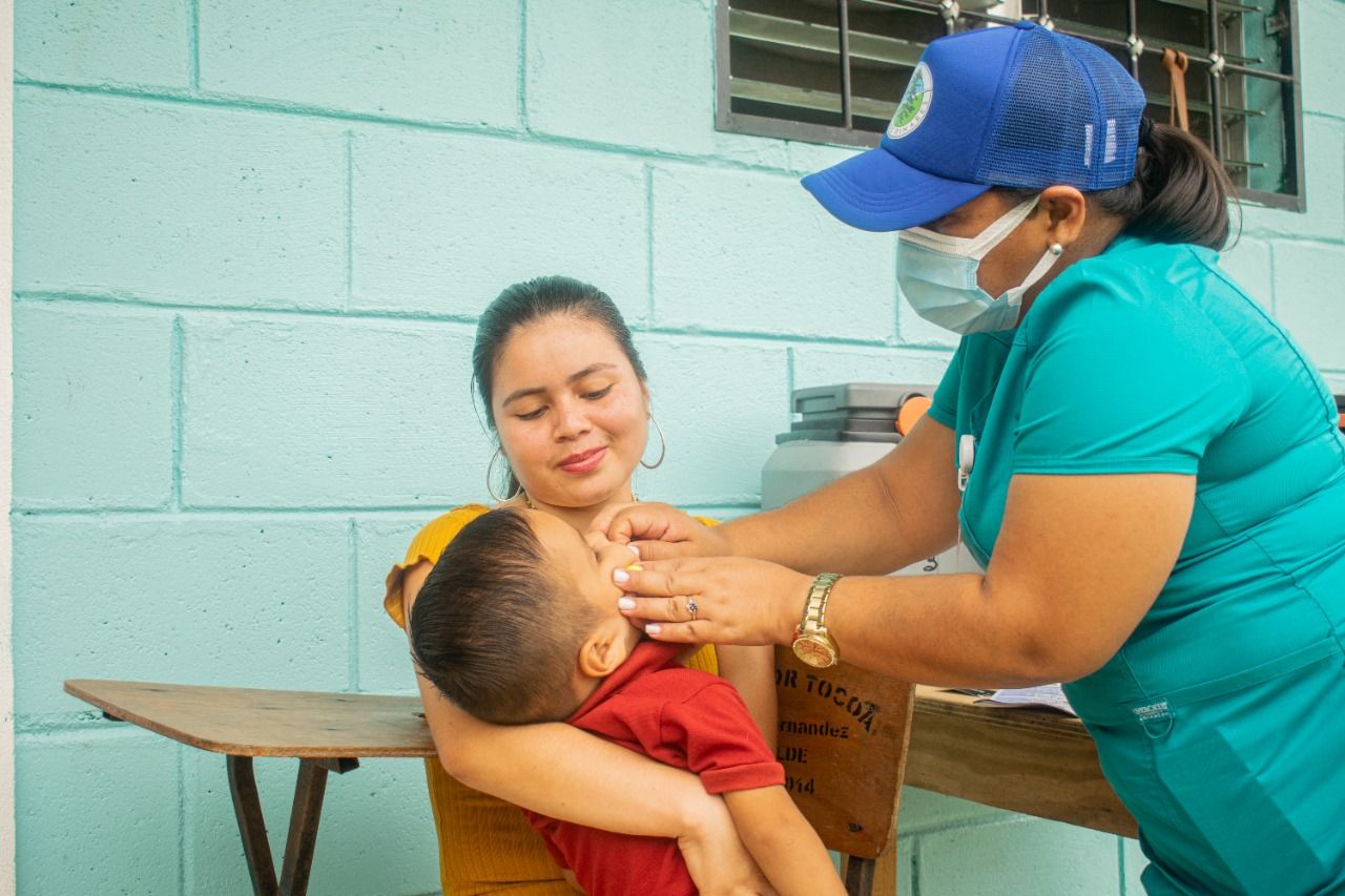 Inversiones Los Pinares y Salud llevan brigadas a comunidades de Tocoa