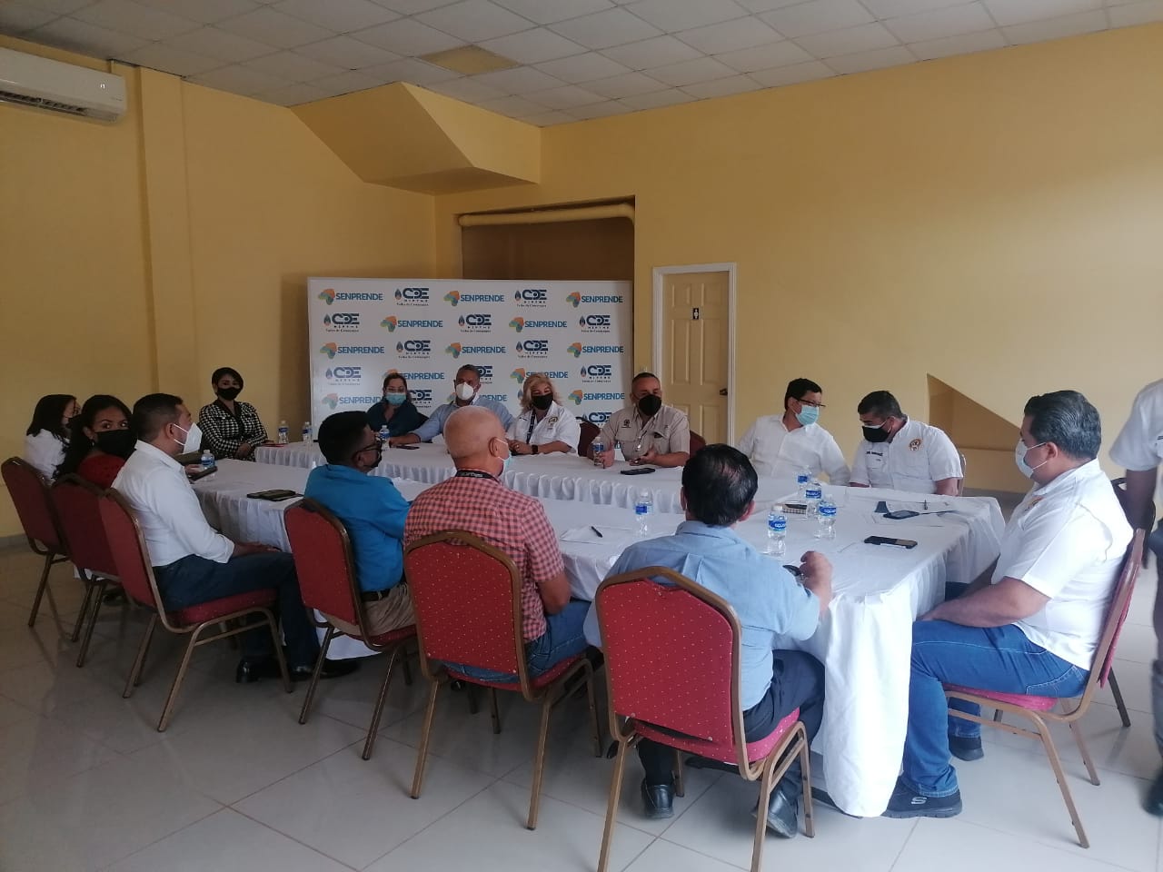 Cámaras de Comercio y de Turismo de Comayagua, Siguatepeque y La Paz salen en defensa de Palmerola