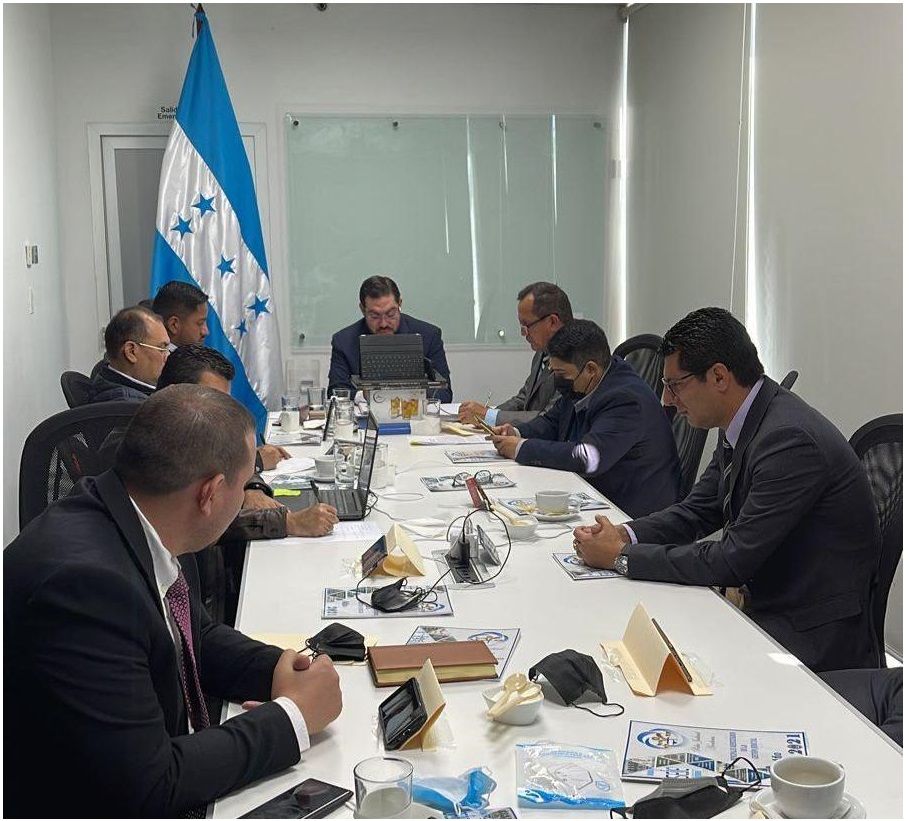 Jorge Cálix nombra comisión para dictaminar proyecto de derogación de ZEDES y Ley de Secretos