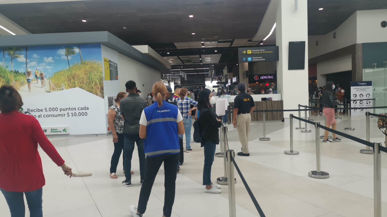 Aeropuerto de Palmerola está totalmente operativo a pesar del clima, mientras que Toncontín está cerrado