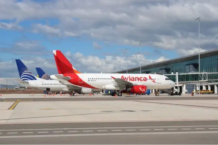 Palmerola inicia operaciones nocturnas con vuelo de Avianca